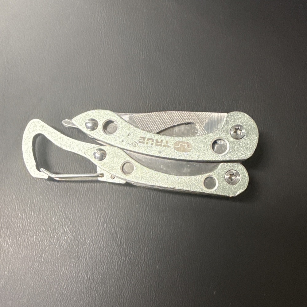 True Mini Multi Tool With Utility Clip